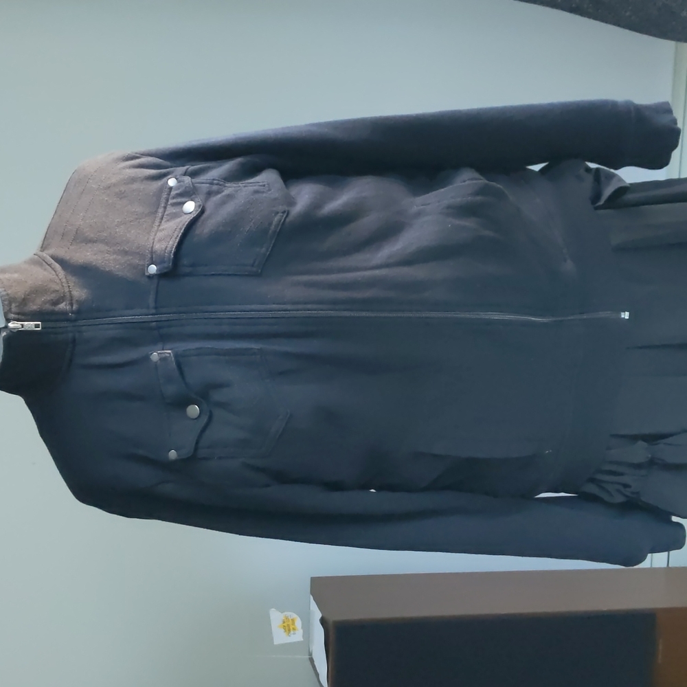Warm Women’s black Fleece Lined Jacket Large w Pockets Unisex HELIX  L / XL